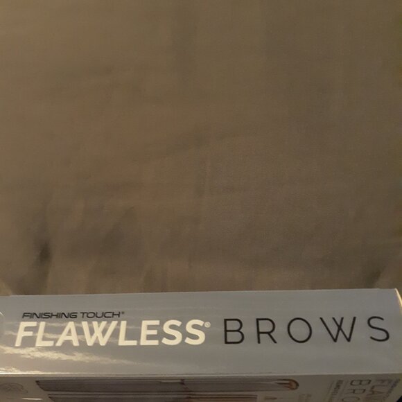 Flawless Brows - Picture 5 of 6